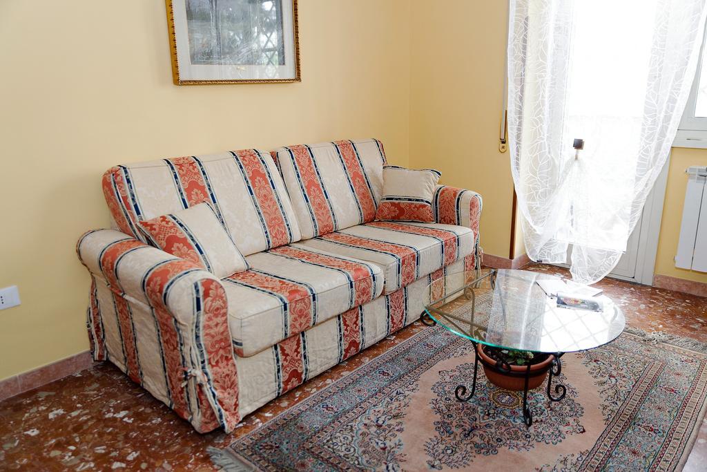 Casa Vacanza Da Andrea Róma Kültér fotó